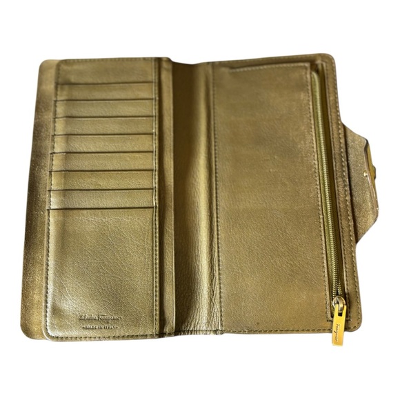 Salvatore Ferragamo Yellow Gold Pebbled Leather Wallet - Picture 7 of 10